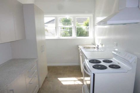 Photo of property in 2 Kawaka Street, Riccarton, Christchurch, 8041