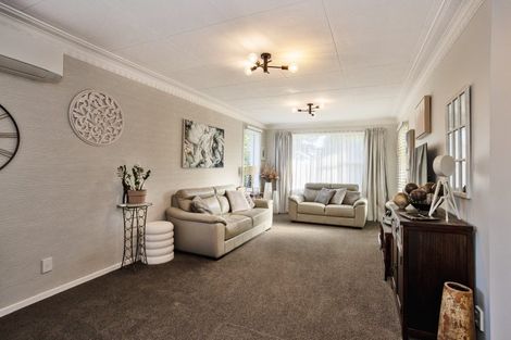 Photo of property in 5 Pine Crescent, Hargest, Invercargill, 9810