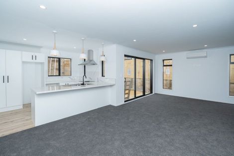 Photo of property in 44u2 Glenview Terrace, Glenview, Hamilton, 3206