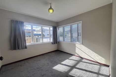 Photo of property in 194 Blenheim Road, Riccarton, Christchurch, 8041