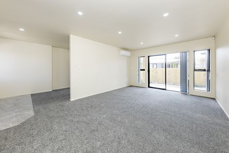 Photo of property in 59a Cedar Heights Avenue, Massey, Auckland, 0614