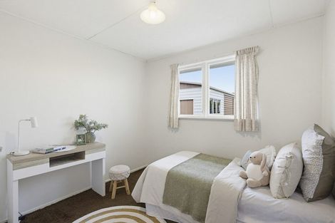Photo of property in 38 Rimu Street, Waikanae, 5036