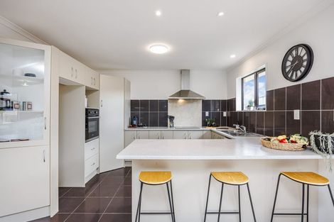 Photo of property in 16 Lili Road, Tuakau, 2121