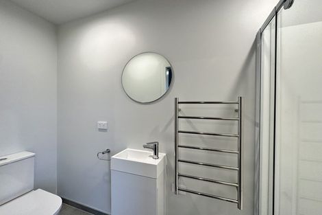 Photo of property in 8/30 Frederick Street, Waltham, Christchurch, 8011