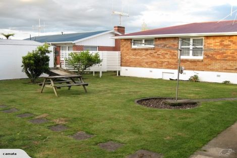 Photo of property in 28 Liston Crescent, Hillcrest, Hamilton, 3216