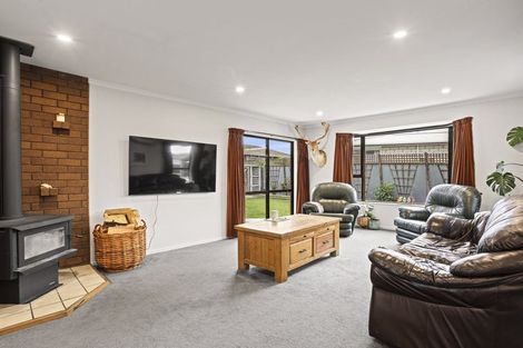 Photo of property in 10 Rowse Street, Rangiora, 7400
