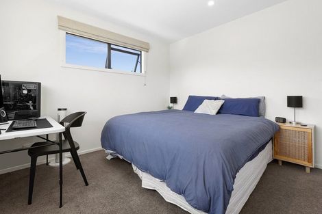 Photo of property in 52 Minaret Ridge, Wanaka, 9305