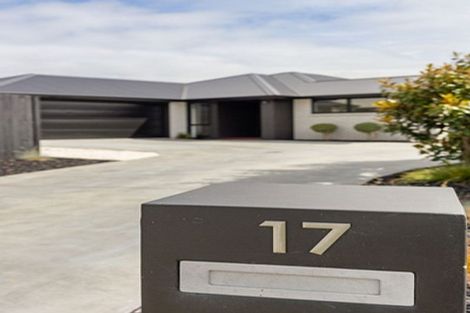 Photo of property in 17 Kereruu Street, Cambridge, 3434