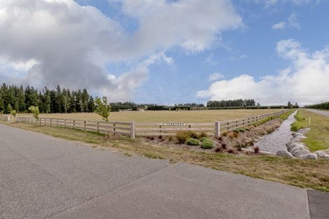 Photo of property in 925a Sandy Knolls Road, West Melton, 7671