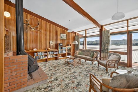 Photo of property in 393 Marine Drive, Charteris Bay, Governors Bay, 8971
