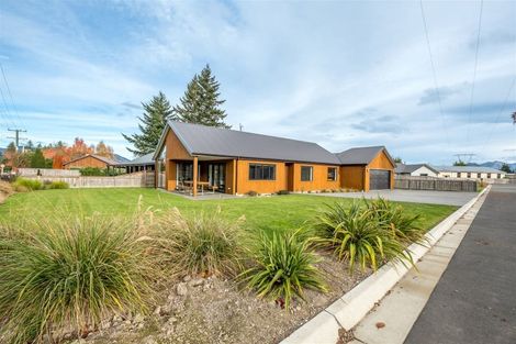 Photo of property in 1 Dumblane Way, Hanmer Springs, 7334