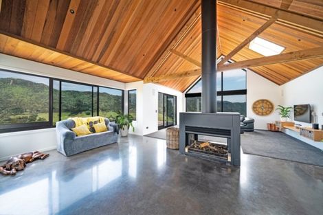 Photo of property in 74 Packtrack Road, Thames, 3577