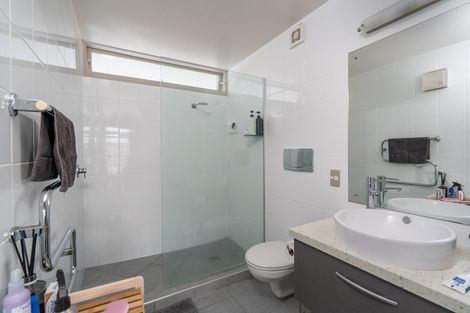 Photo of property in 300 Lake Terrace, Two Mile Bay, Taupo, 3330