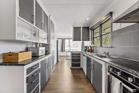 Photo of property in 3 Camellia Avenue, Aramoho, Whanganui, 4500