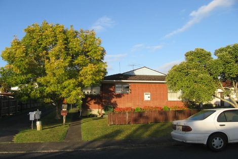Photo of property in 1/14 Mannering Place, Hillcrest, Auckland, 0627