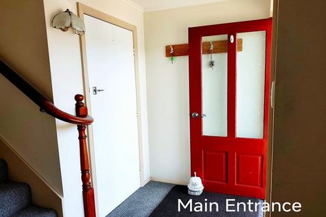 Photo of property in 353 Main Road, Tawa, Wellington, 5028