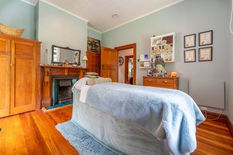 Photo of property in 22 Mckenzie Street, Geraldine, 7930
