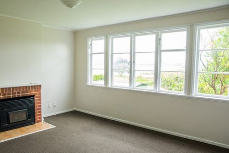 Photo of property in 87-89 Beresford Street, Bayswater, Auckland, 0622