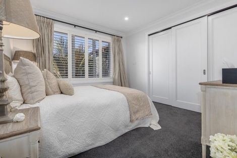 Photo of property in 2 Otaihanga Road, Paraparaumu Beach, Paraparaumu, 5032