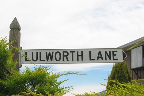Photo of property in 5 Lulworth Lane, Westmorland, Christchurch, 8025