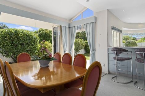 Photo of property in 10 Links View Drive, Omokoroa, 3114