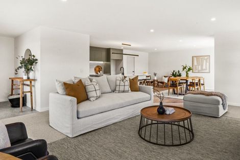 Photo of property in 23 George Yee Place, Taradale, 4112