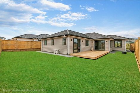 Photo of property in 30 Melgran Avenue, Papakura, 2110
