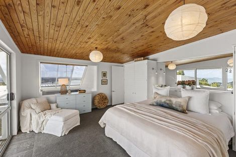 Photo of property in 24 Austin Road, Greenhithe, Auckland, 0632