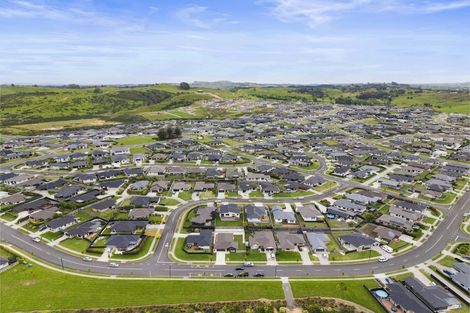 Photo of property in 27 Harriet Johnston Drive, Pokeno, 2402