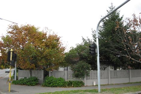 Photo of property in 121 Yaldhurst Road, Sockburn, Christchurch, 8042