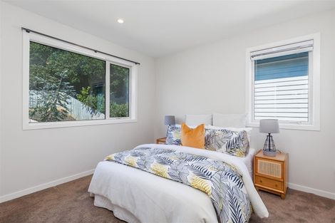 Photo of property in 5 Bridget Court, Red Beach, 0932