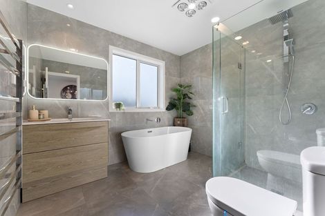 Photo of property in 24 Glendene Avenue, Glendene, Auckland, 0602