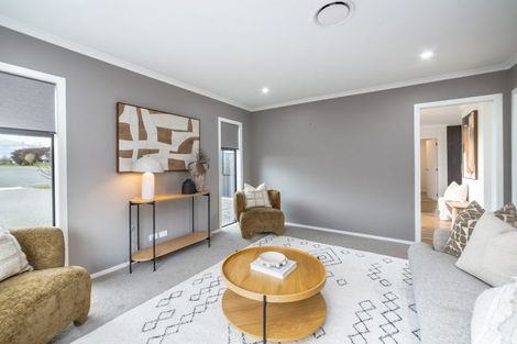Photo of property in 21 Coralie Place, Lansdowne, Masterton, 5810