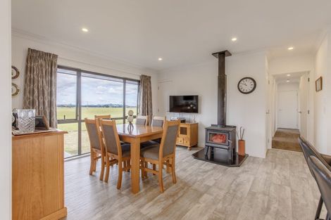 Photo of property in 1 Elm Place, Waipukurau, 4284