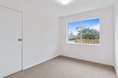 Photo of property in 2/94 Kaurilands Road, Titirangi, Auckland, 0602