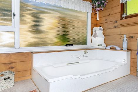 Photo of property in 3 Muriwai Drive, Whakatane, 3120