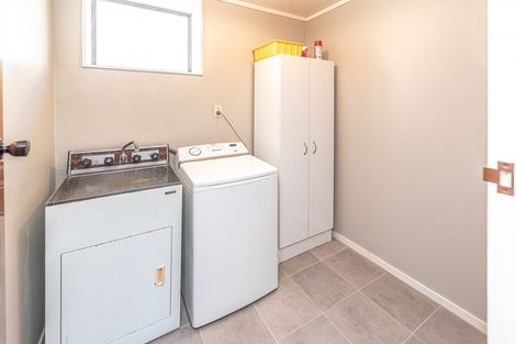 Photo of property in 87 Great North Road, Saint Johns Hill, Whanganui, 4501