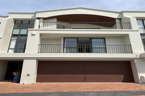 Photo of property in 10/22u Oriental Terrace, Oriental Bay, Wellington, 6011