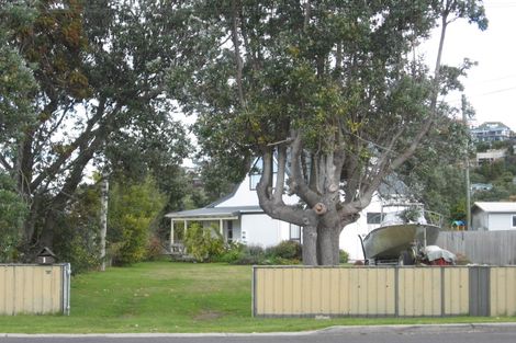 Photo of property in 1 Manaia Road, Tairua, 3508