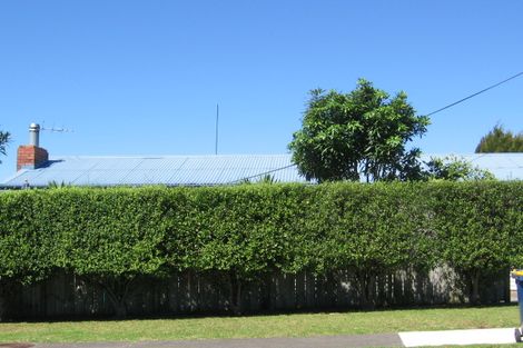 Photo of property in 86 Arran Road, Browns Bay, Auckland, 0630