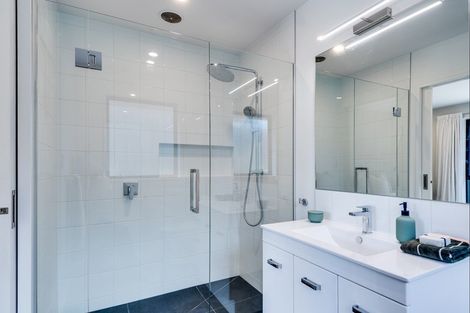Photo of property in 9 Dwyer Close, Havelock North, 4130