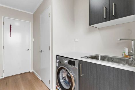 Photo of property in 58a Tironui Road, Takanini, 2112