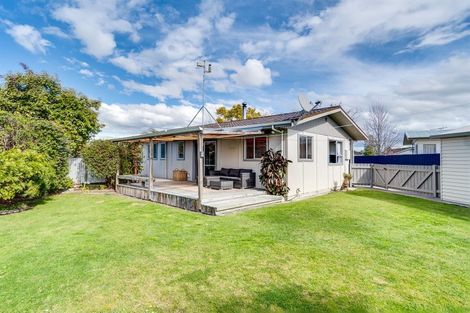 Photo of property in 22 Jeffares Place, Taradale, Napier, 4112