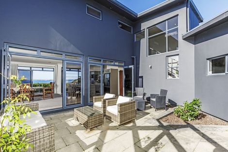 Photo of property in 15 Maire Road, Orewa, 0931