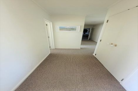 Photo of property in 28 Pacific View Road, Papamoa Beach, Papamoa, 3118