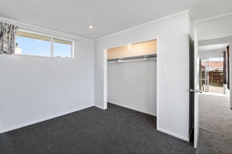 Photo of property in 2 Drake Street, Levin, 5510