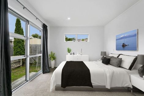 Photo of property in 2/35 Otupai Street, Two Mile Bay, Taupo, 3330