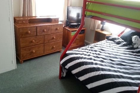 Photo of property in 62 Dunedin Street, Redwood, Christchurch, 8051