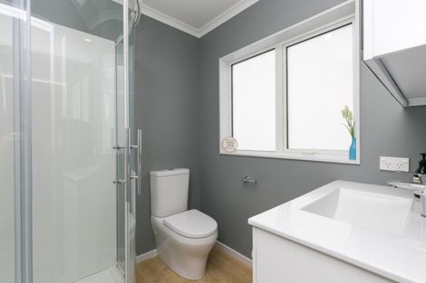 Photo of property in 7 Epic Way, Newlands, Wellington, 6037