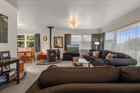 Photo of property in 49 Martin Street, Utuhina, Rotorua, 3015